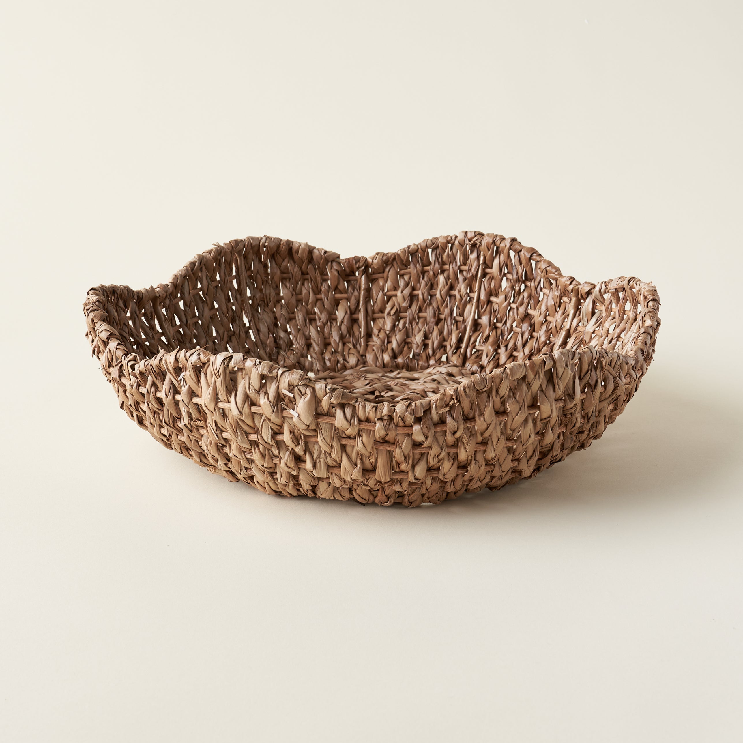 Braided Bankuan Bowl