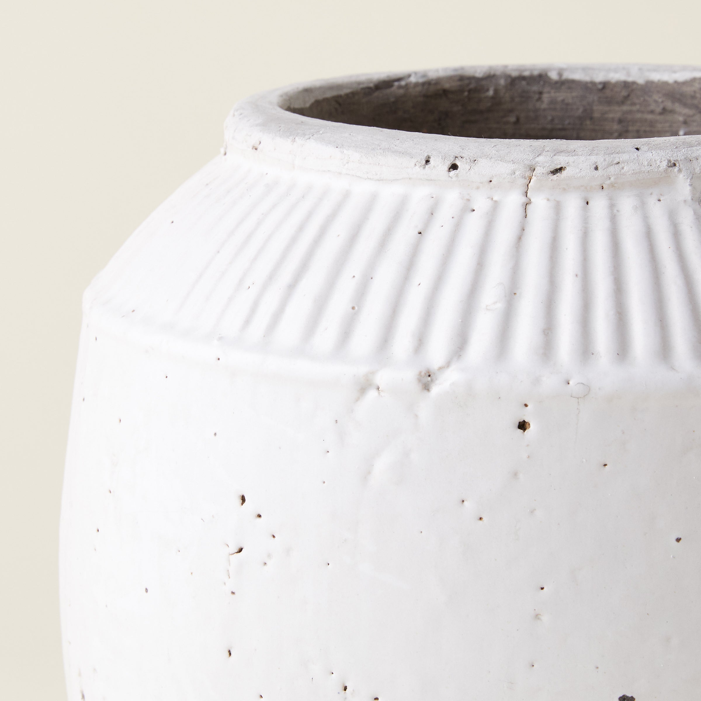 Esther Pot