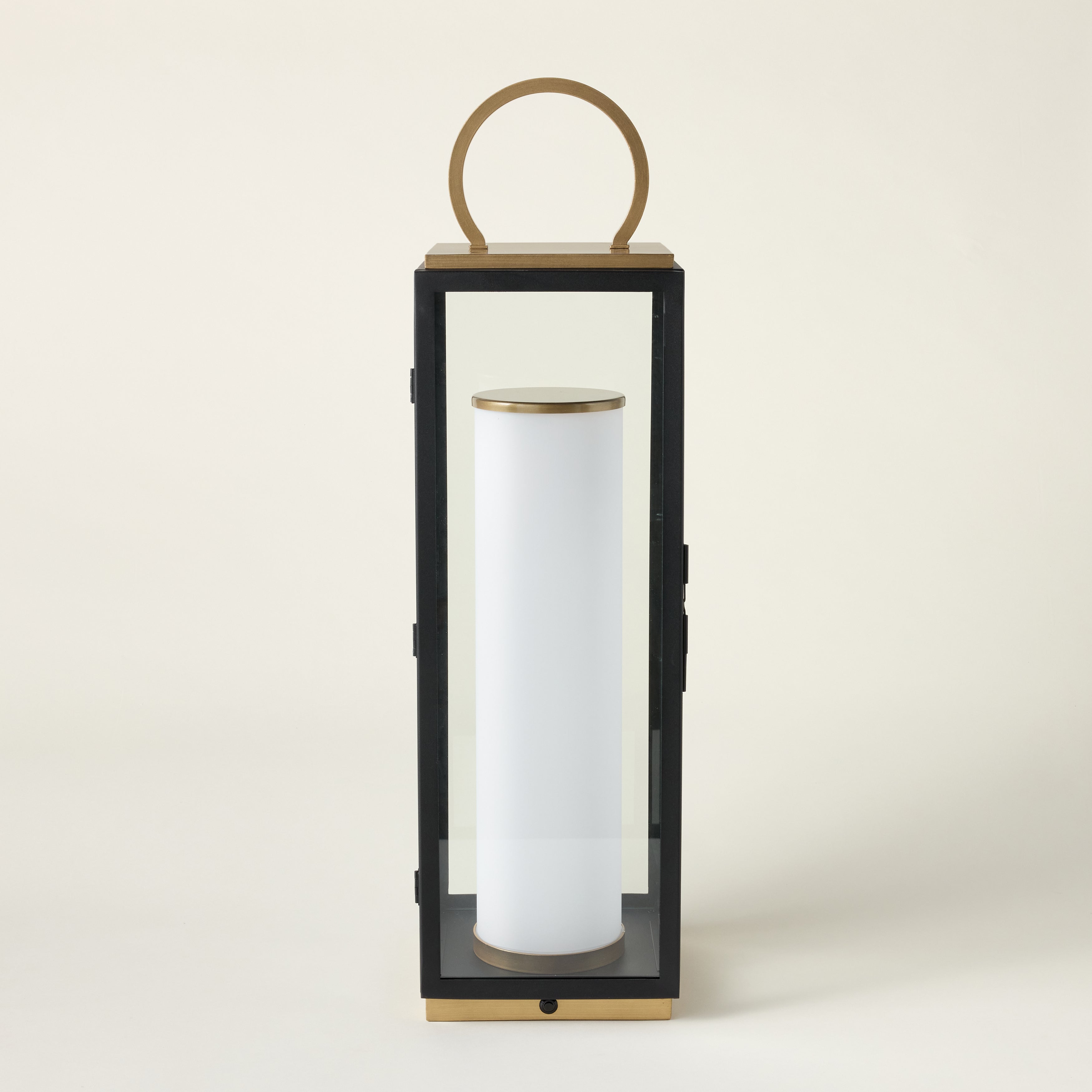 Gareth Exterior Rechargeable Table Lamp