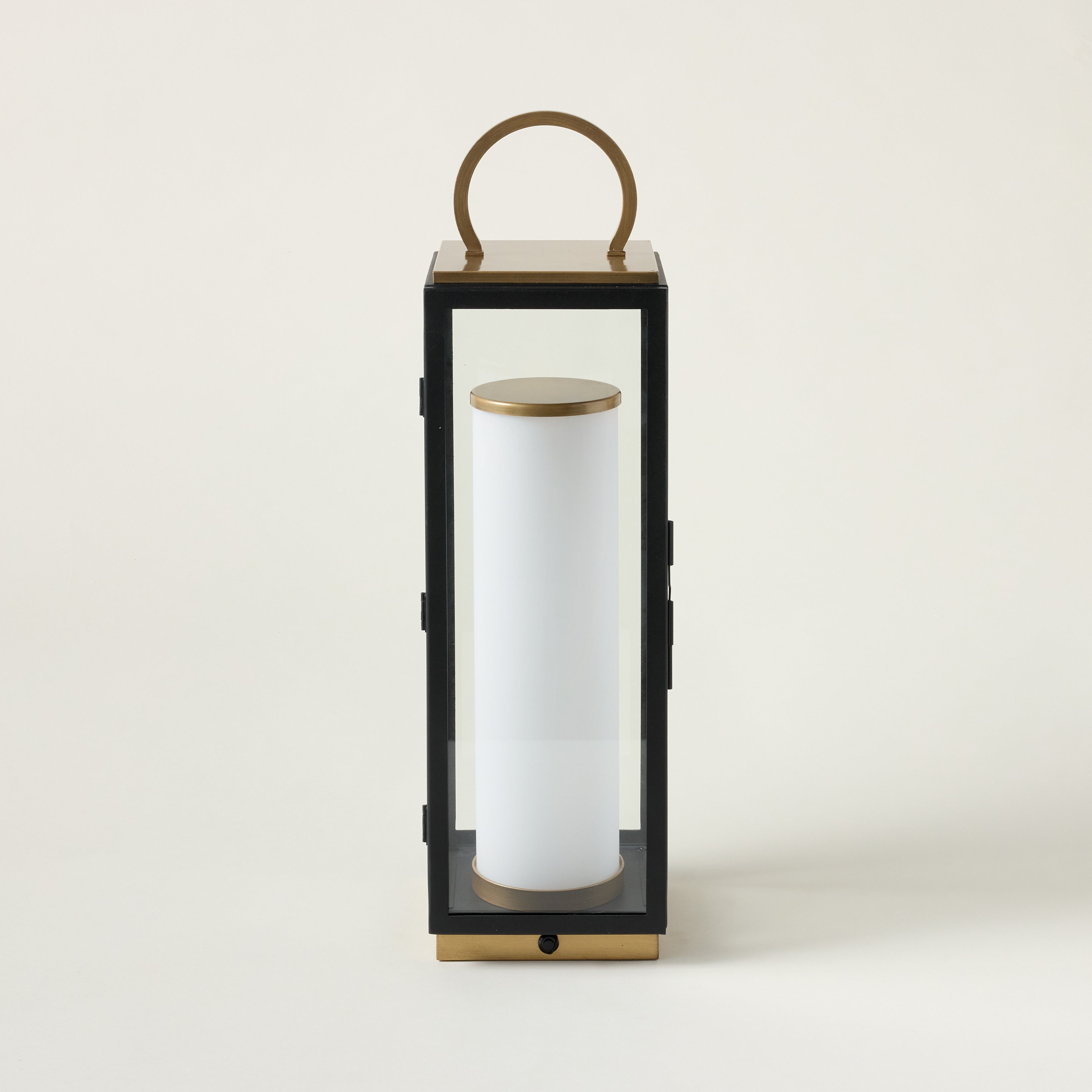 Gareth Exterior Rechargeable Table Lamp