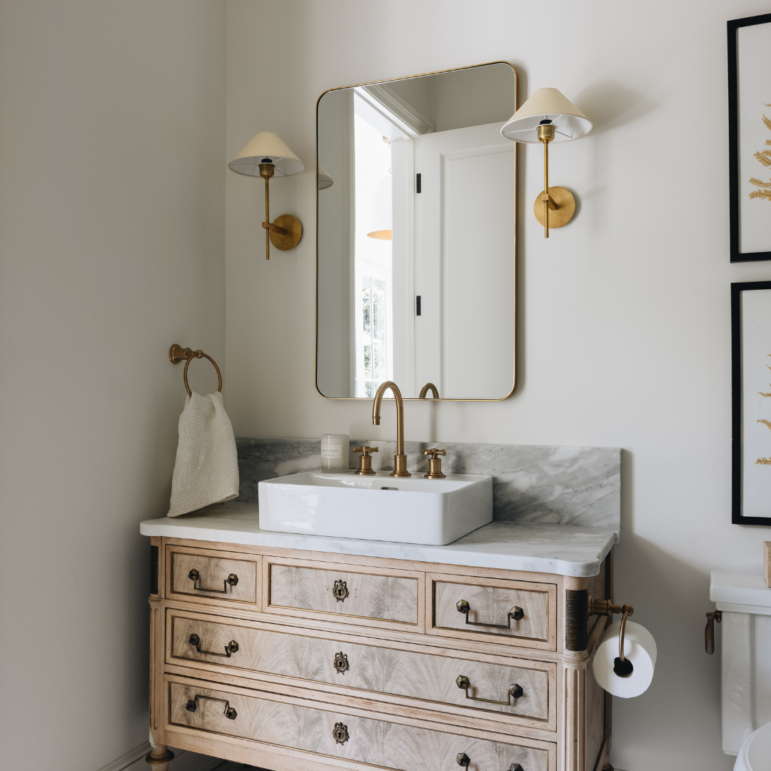 Hackney Single Sconce