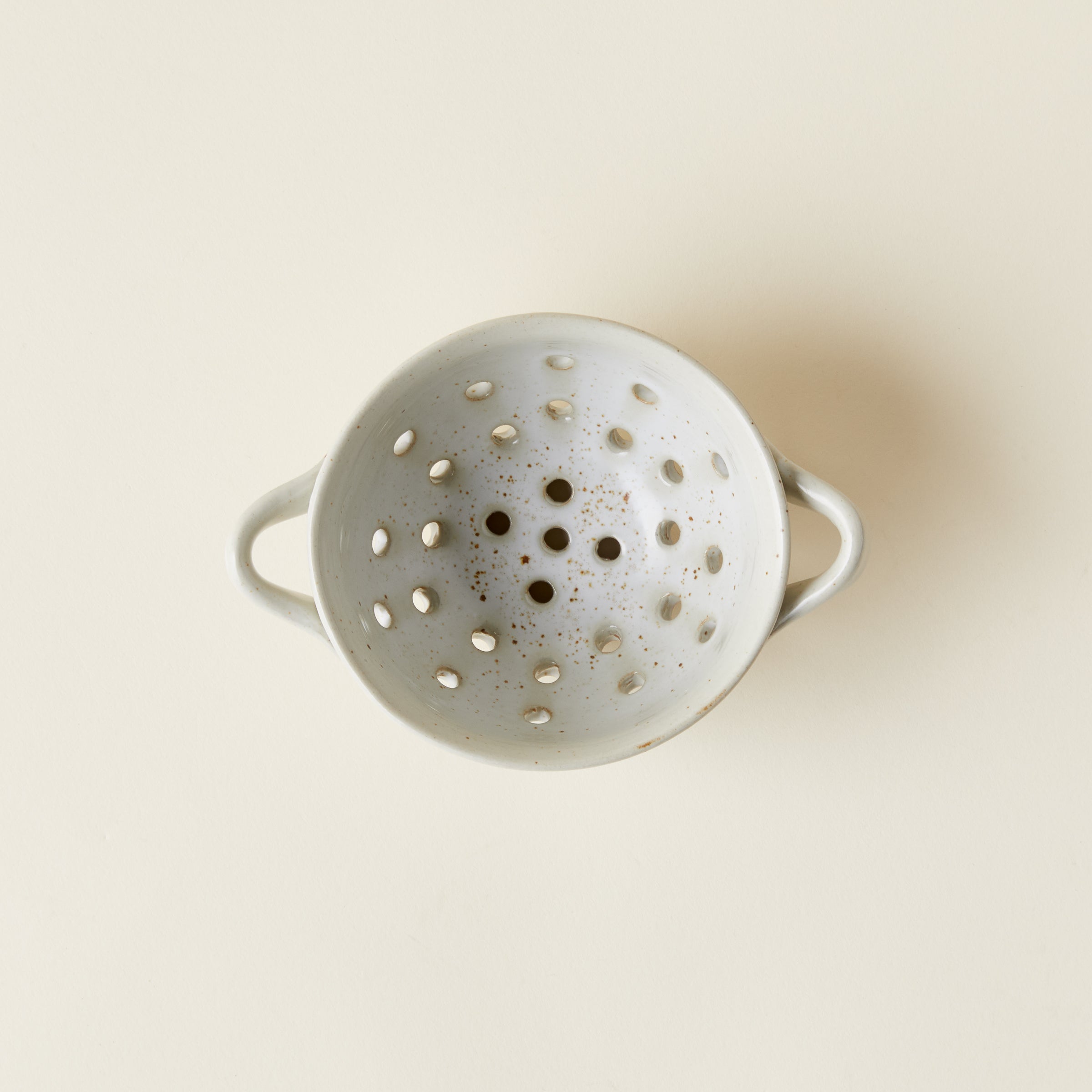 Handled Stoneware Berry Bowl