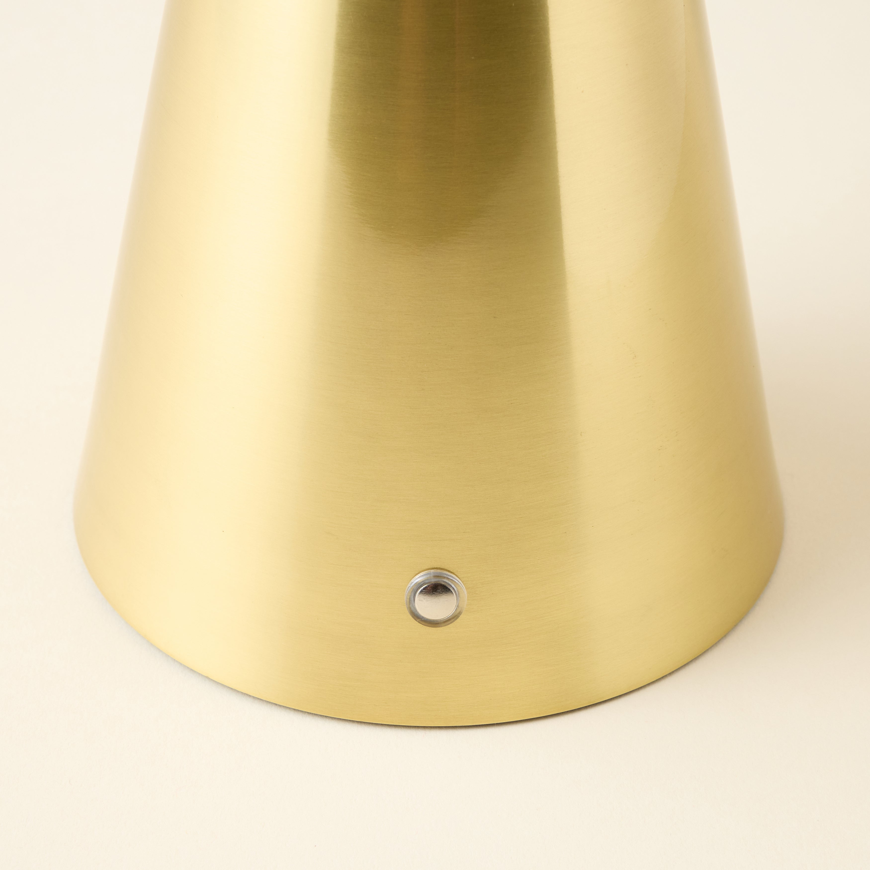 Hopkinton Rechargeable Table Lamp