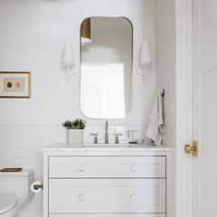 Helena Mirror