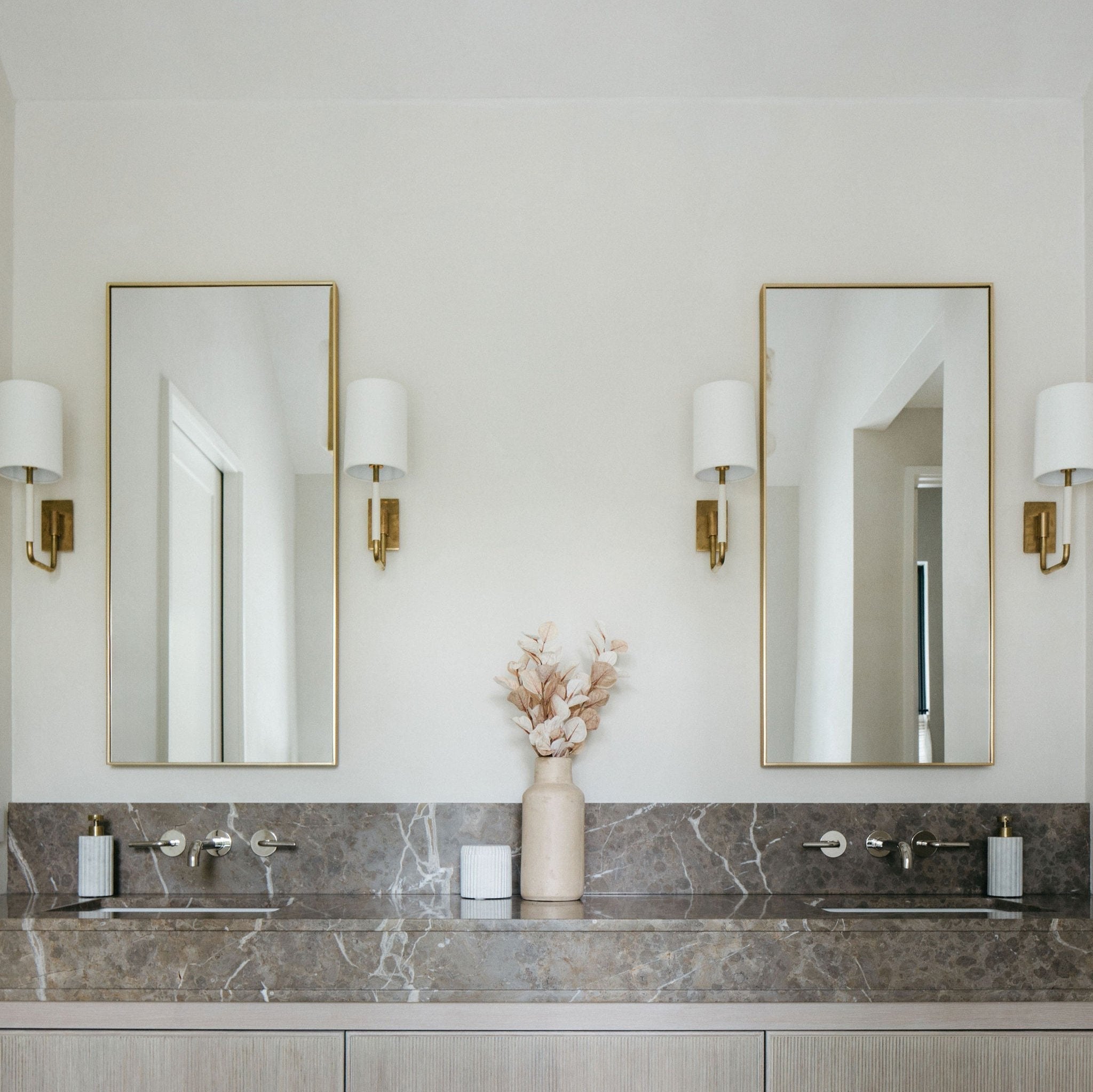 Clout Sconce