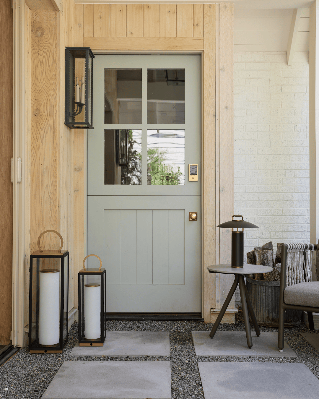 Gareth Exterior Rechargeable Table Lamp