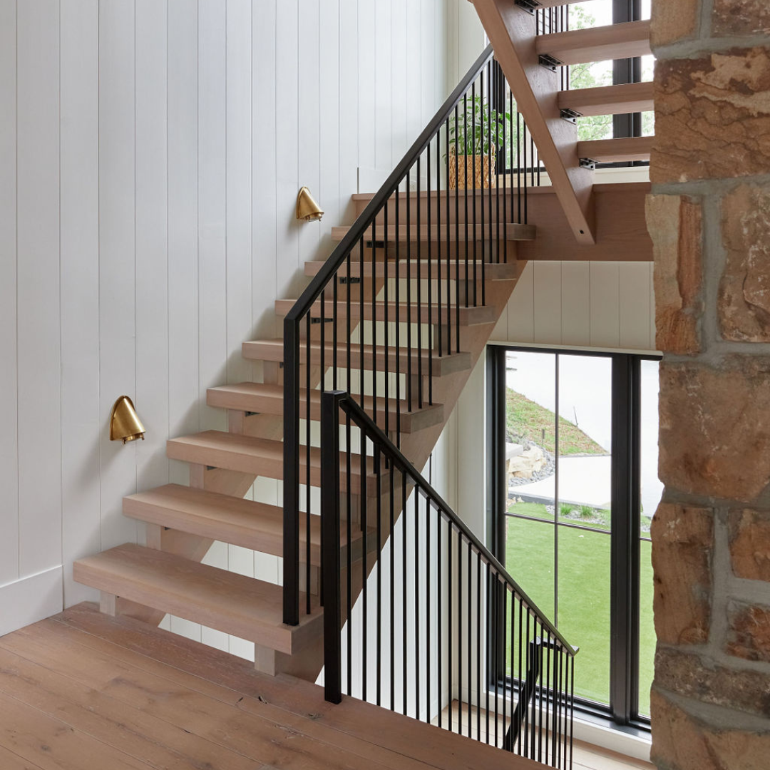 Grant Small Sconce